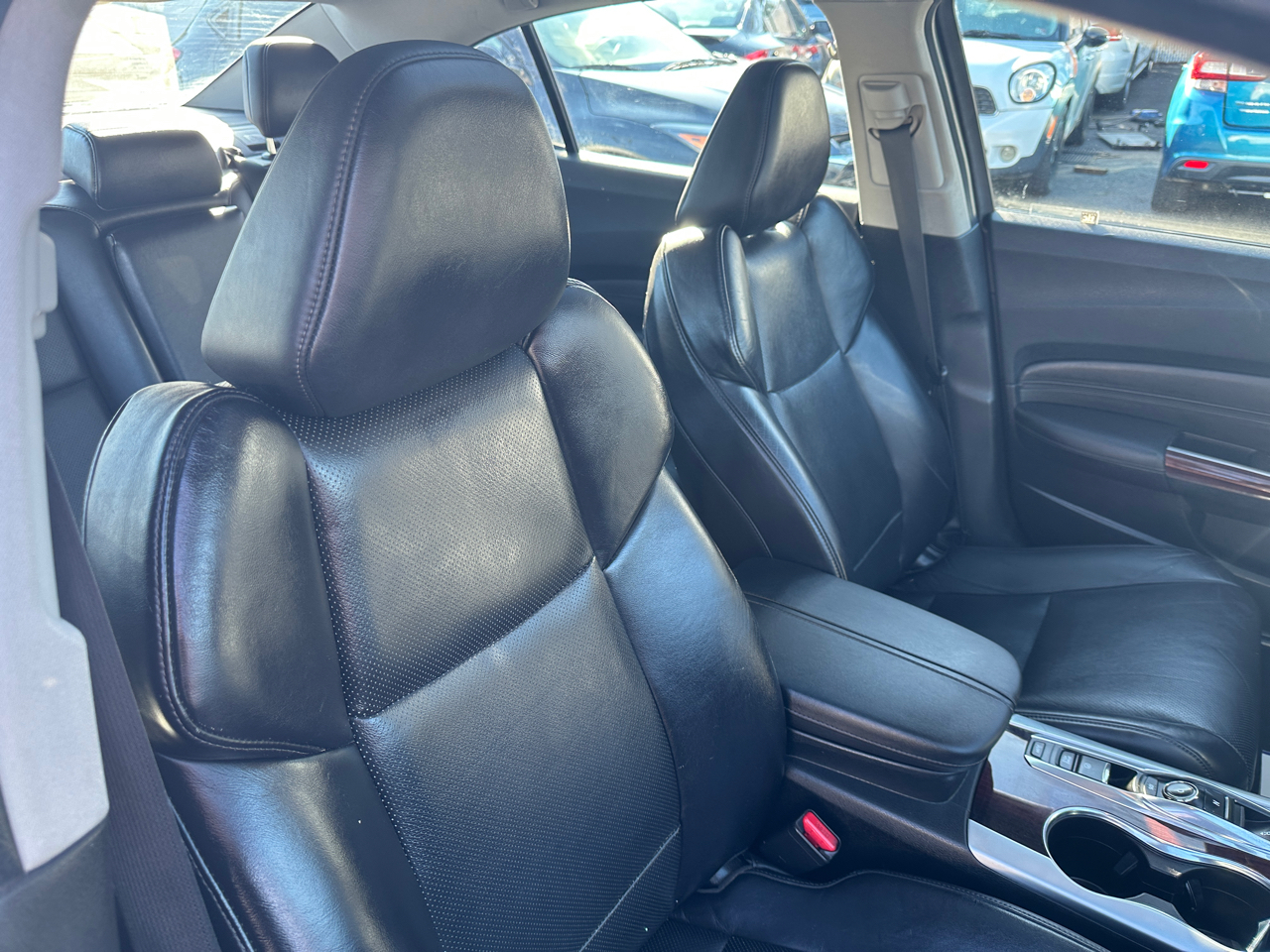 Acura TLX 4dr Sdn SH-AWD V6 Tech 2016