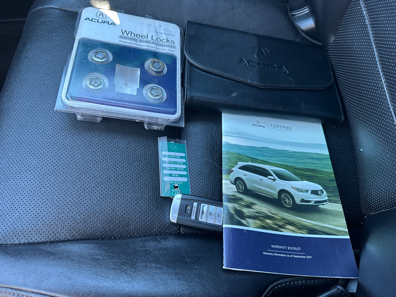 Acura TLX 4dr Sdn SH-AWD V6 Tech 2016