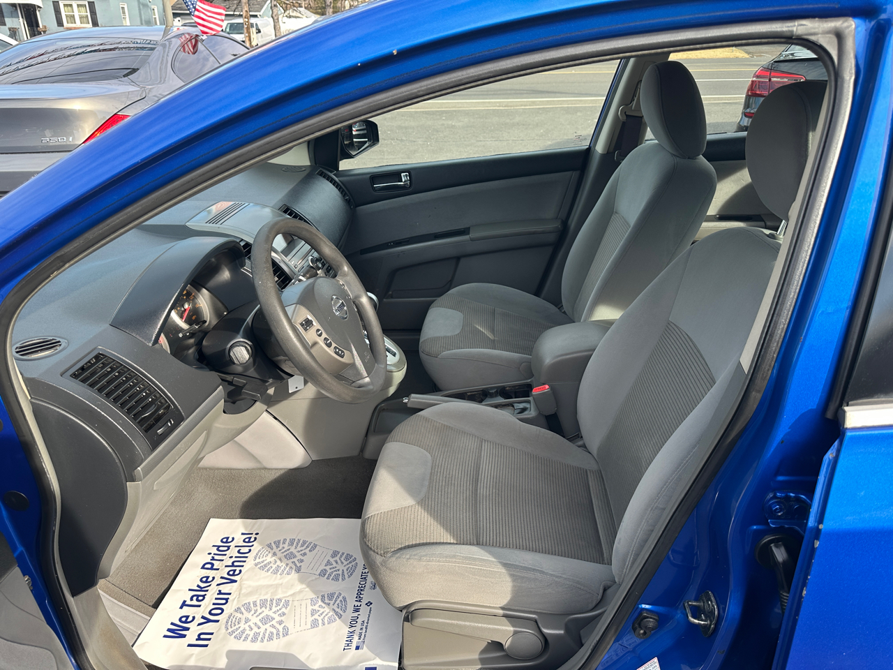 Nissan Sentra 4dr Sdn I4 CVT 2.0 SR FE+ 2009