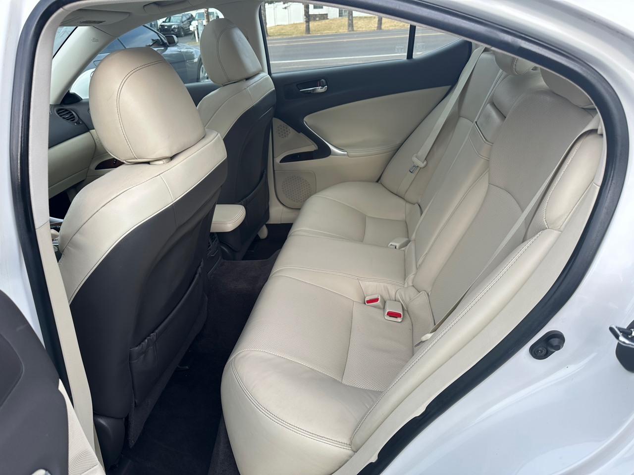 Lexus IS 350 4dr Sdn 2010