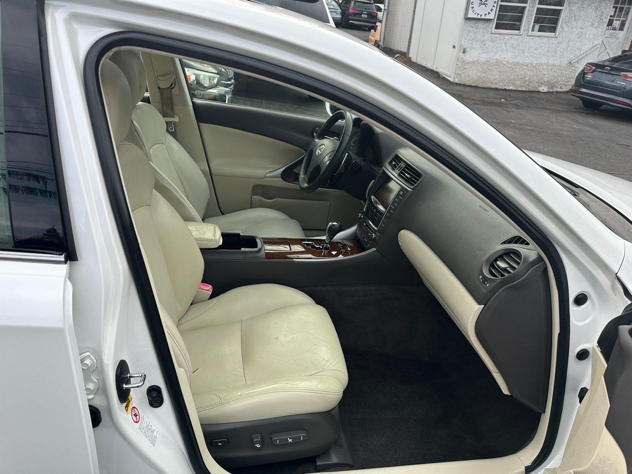 Lexus IS 350 4dr Sdn 2010