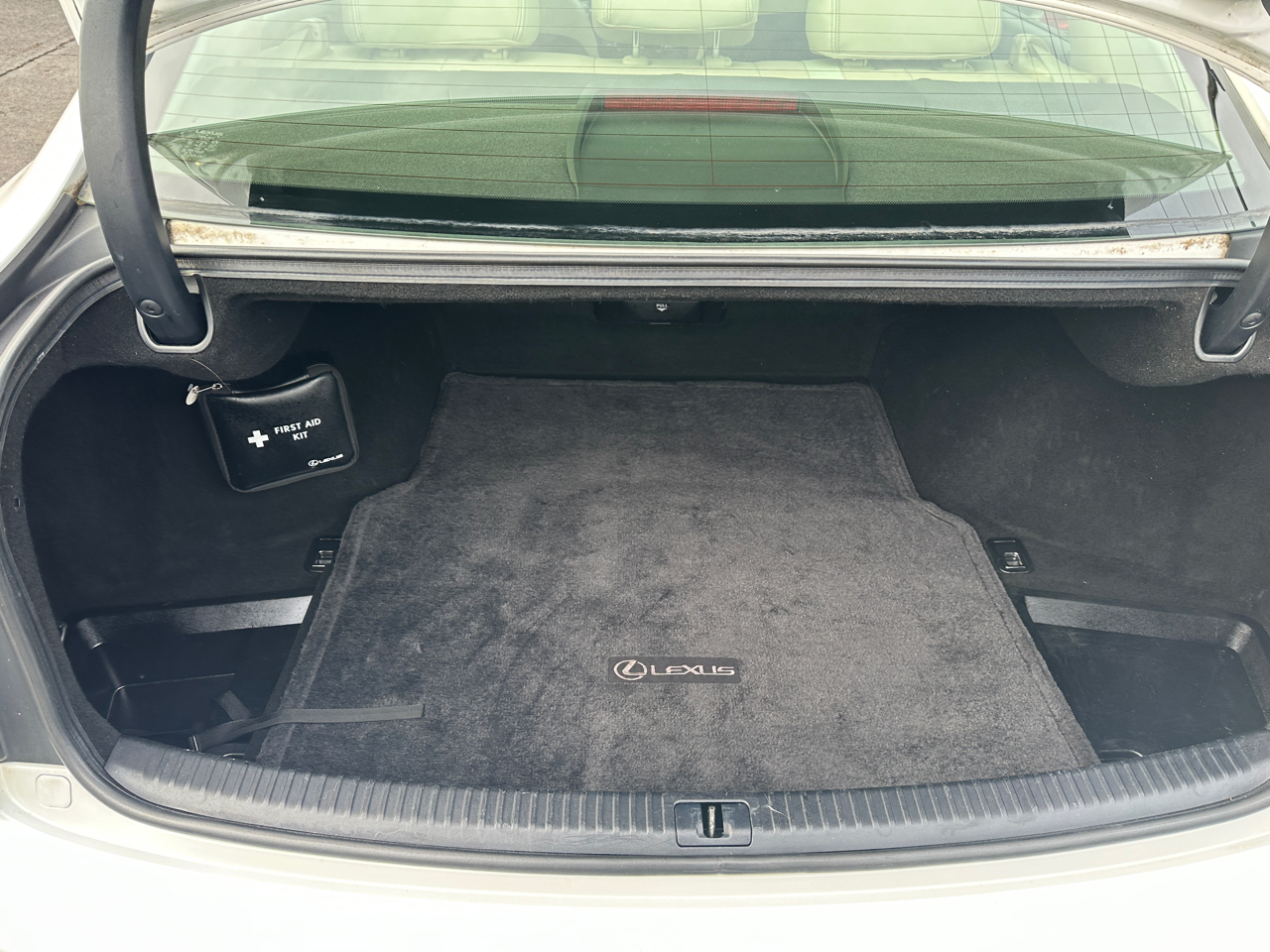 Lexus IS 350 4dr Sdn 2010