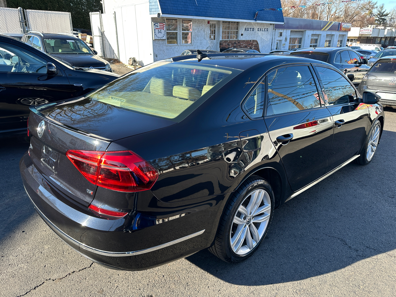 Volkswagen Passat 2.0T Wolfsburg Edition Auto 2019