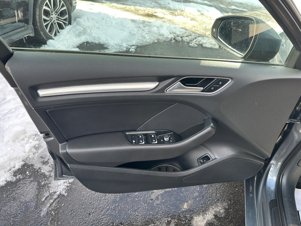 Audi A3 4dr Sdn FWD 1.8T Premium 2016