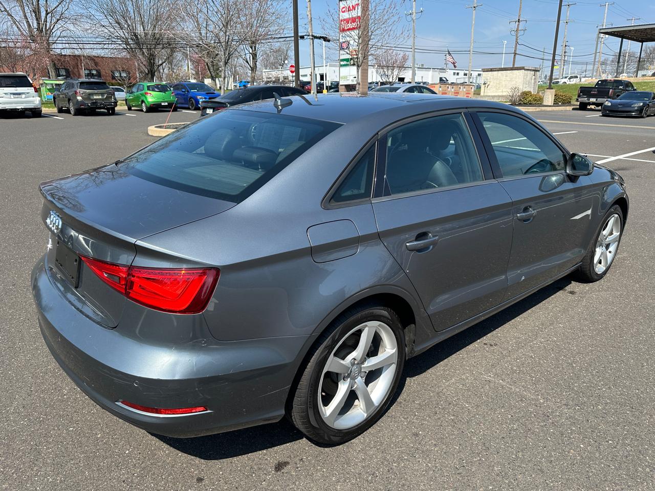 Audi A3  2016
