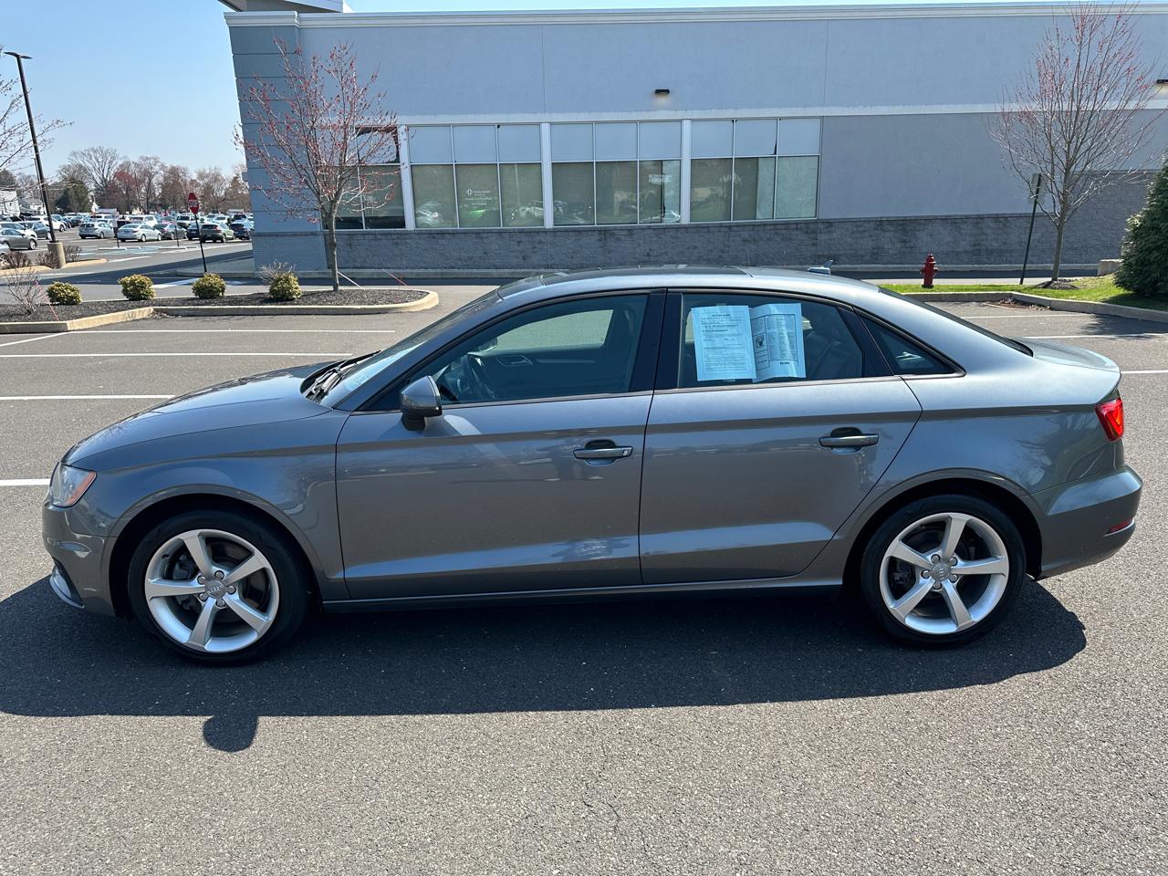 Audi A3  2016