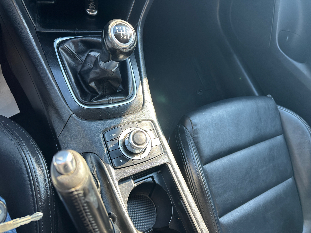 Mazda MAZDA6 4dr Sdn Man i Touring 2015