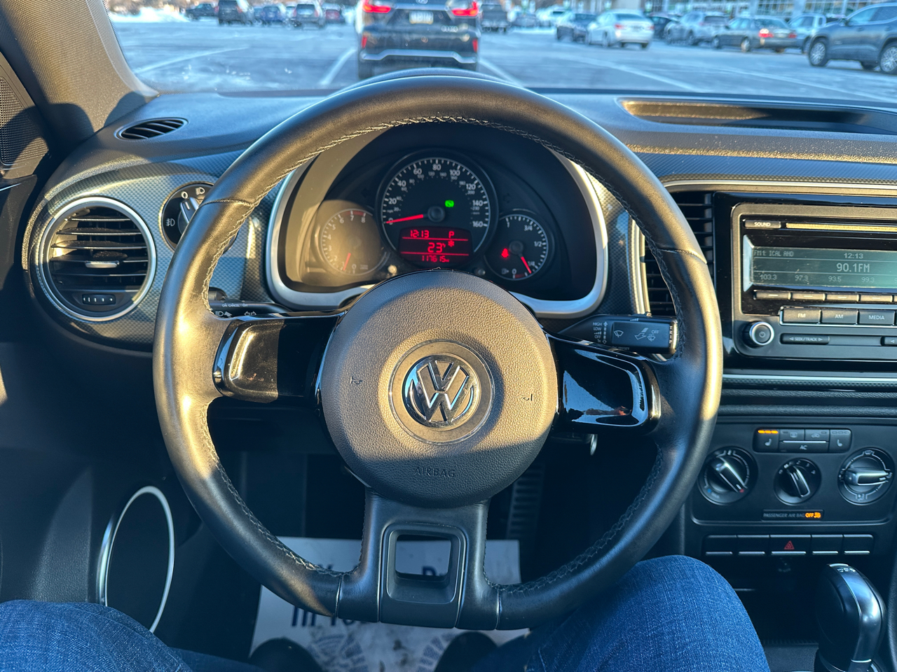 Volkswagen Beetle 2dr Cpe DSG 2.0T Turbo PZEV 2012