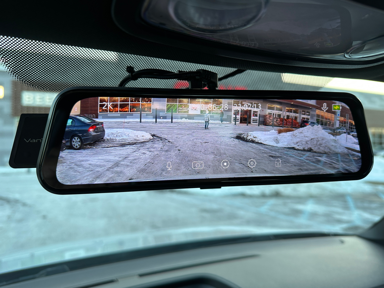 Volkswagen Beetle 2dr Cpe DSG 2.0T Turbo PZEV 2012