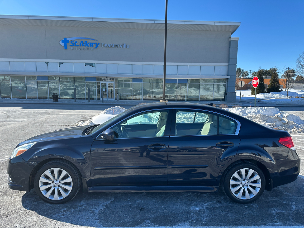 Subaru Legacy 4dr Sdn H4 Auto 2.5i Limited 2012