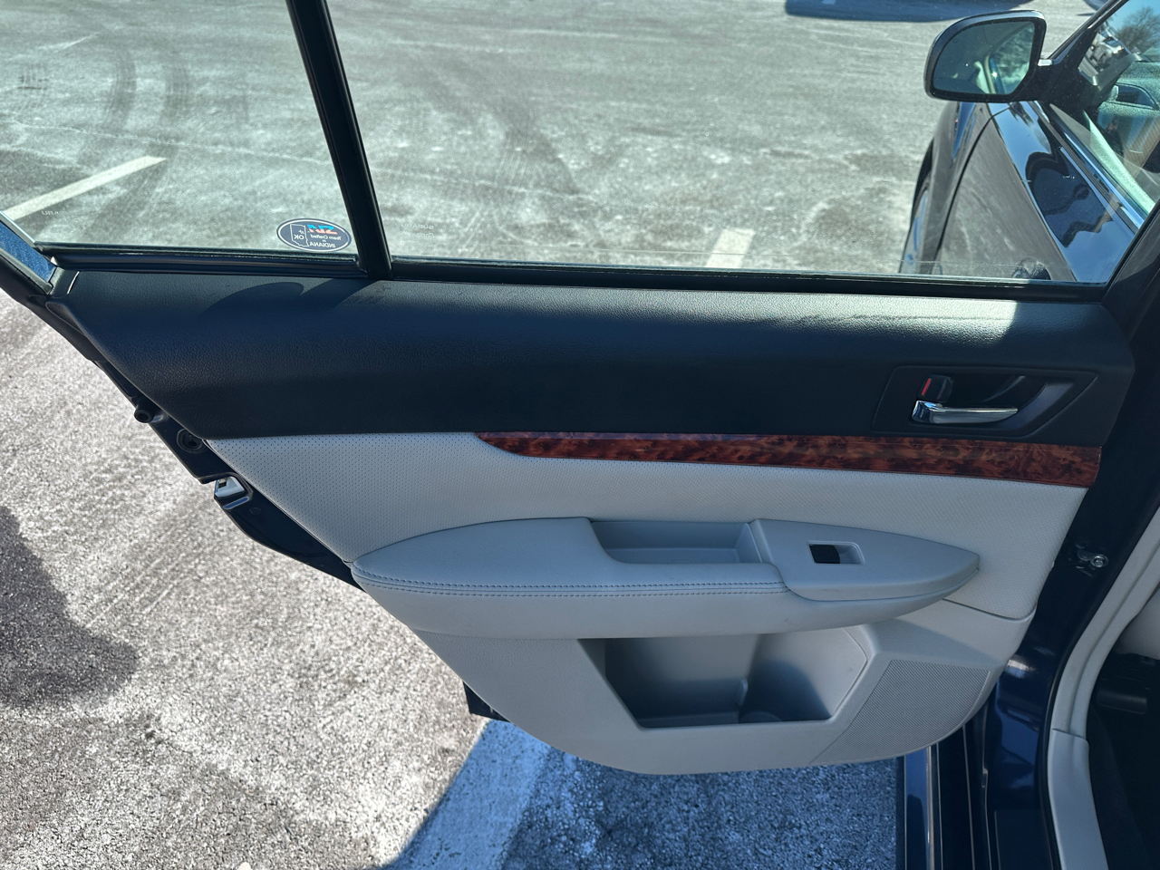 Subaru Legacy 4dr Sdn H4 Auto 2.5i Limited 2012