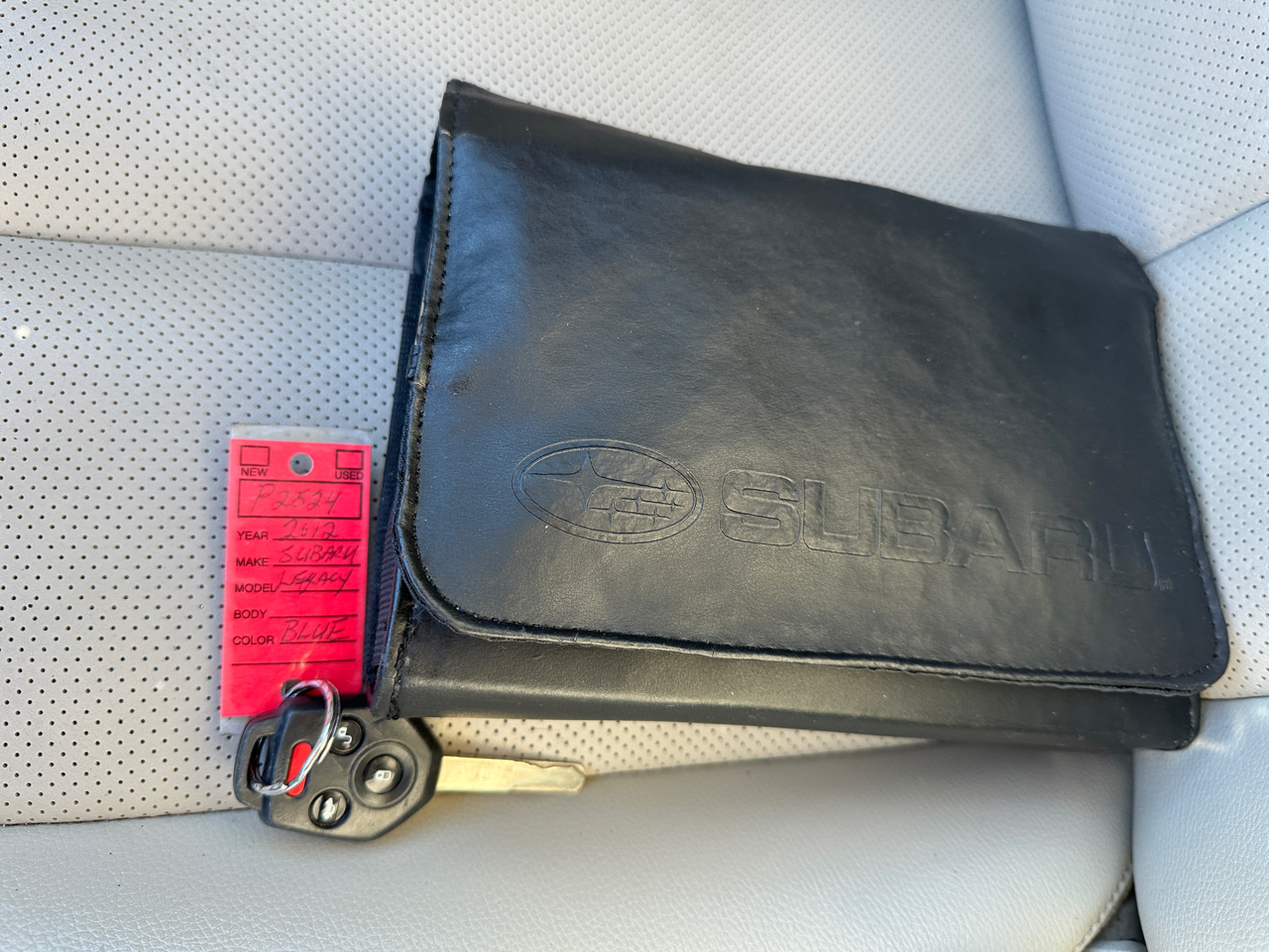 Subaru Legacy 4dr Sdn H4 Auto 2.5i Limited 2012