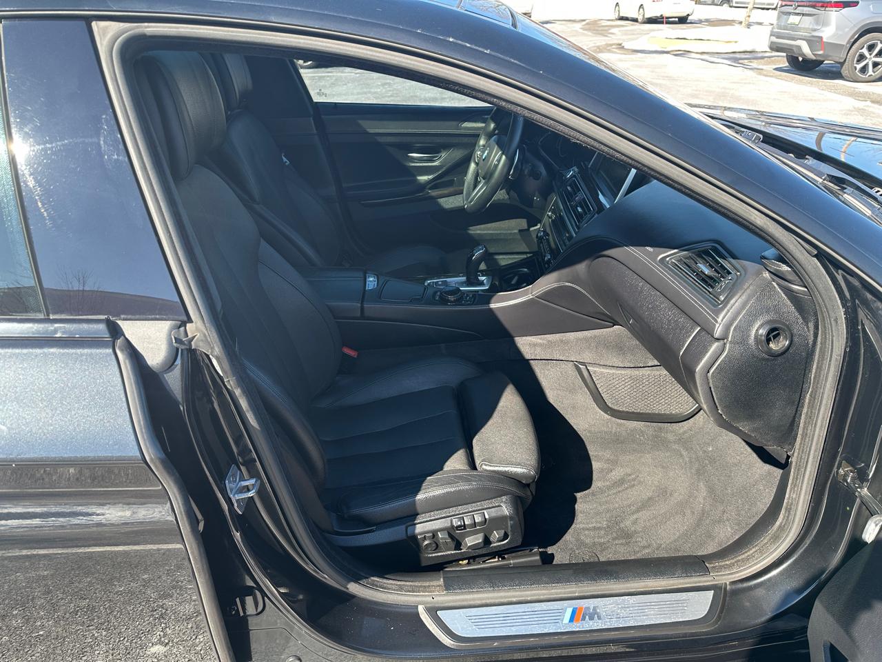 BMW 6 Series 4dr Sdn 640i xDrive AWD Gran Coupe 2015