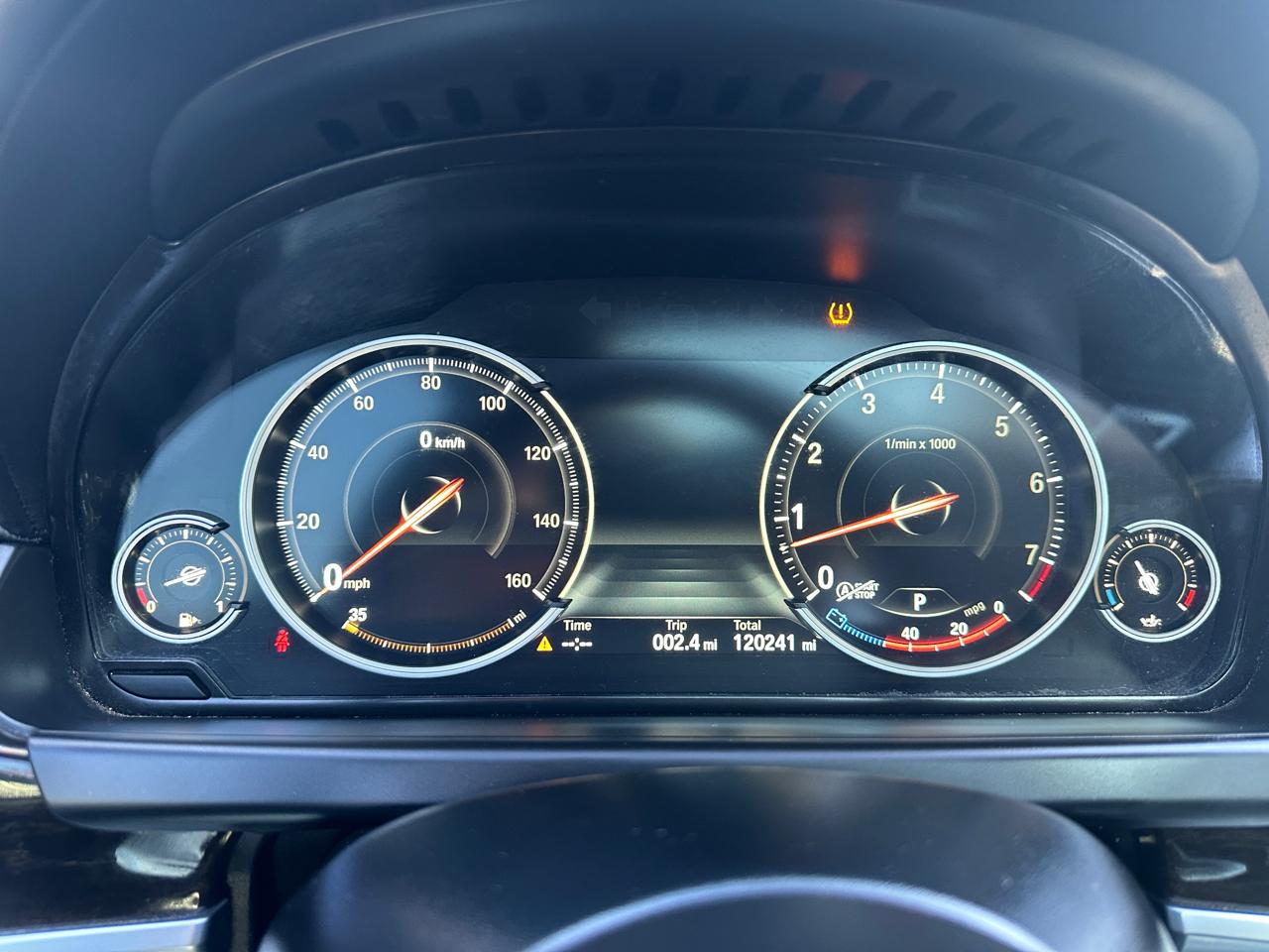 BMW 6 Series 4dr Sdn 640i xDrive AWD Gran Coupe 2015