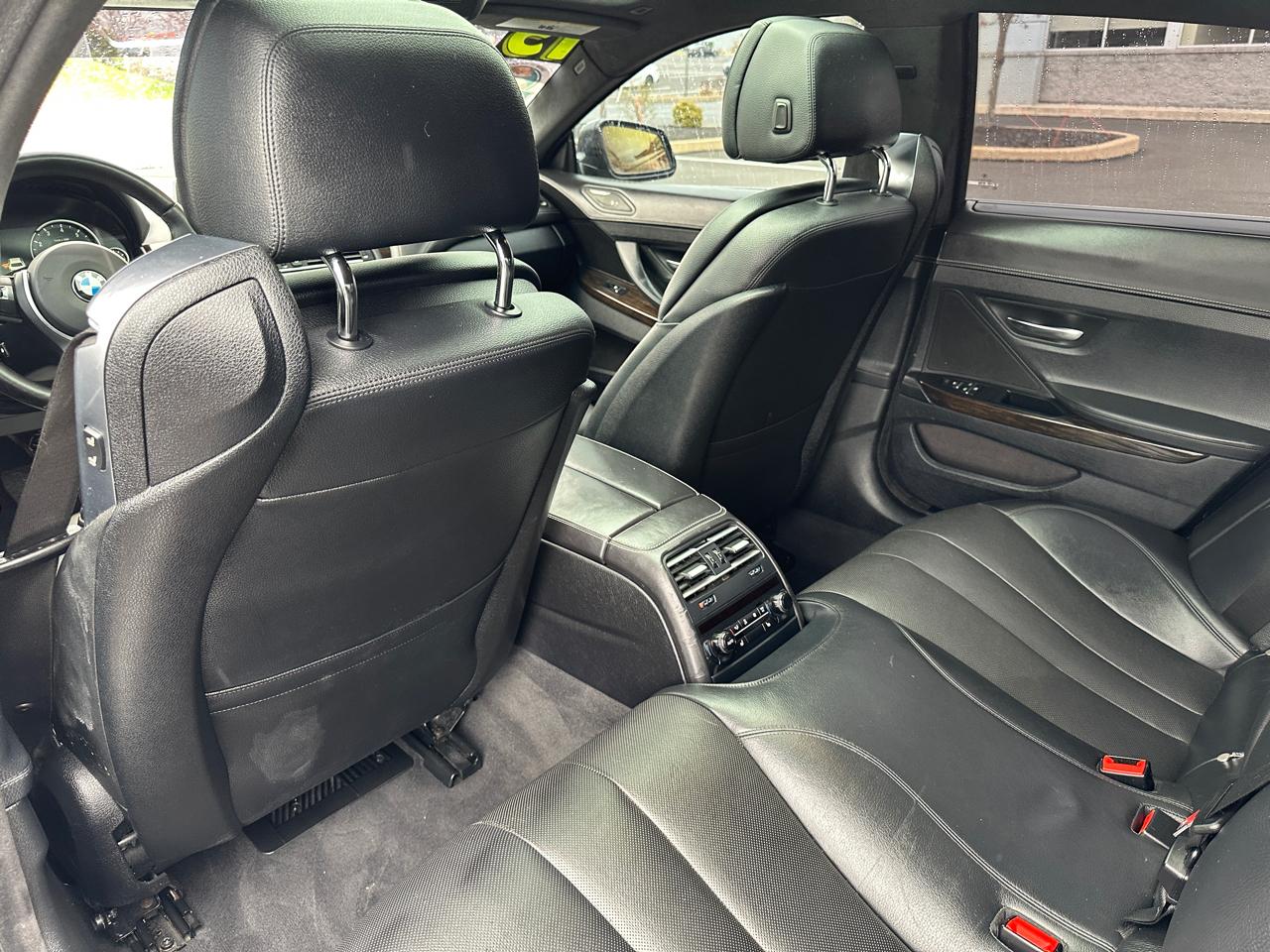 BMW 6 Series 4dr Sdn 640i xDrive AWD Gran Coupe 2015