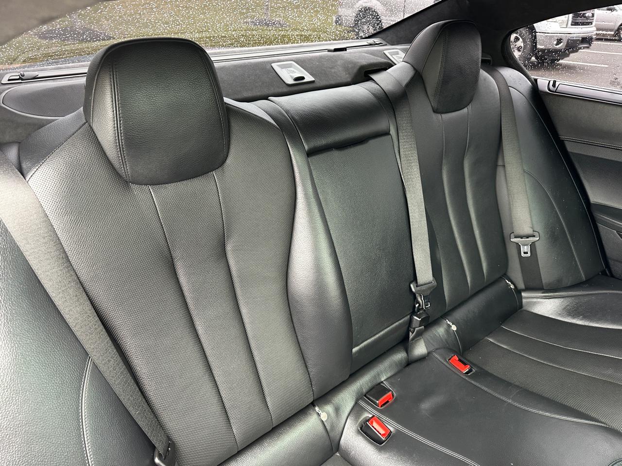 BMW 6 Series 4dr Sdn 640i xDrive AWD Gran Coupe 2015