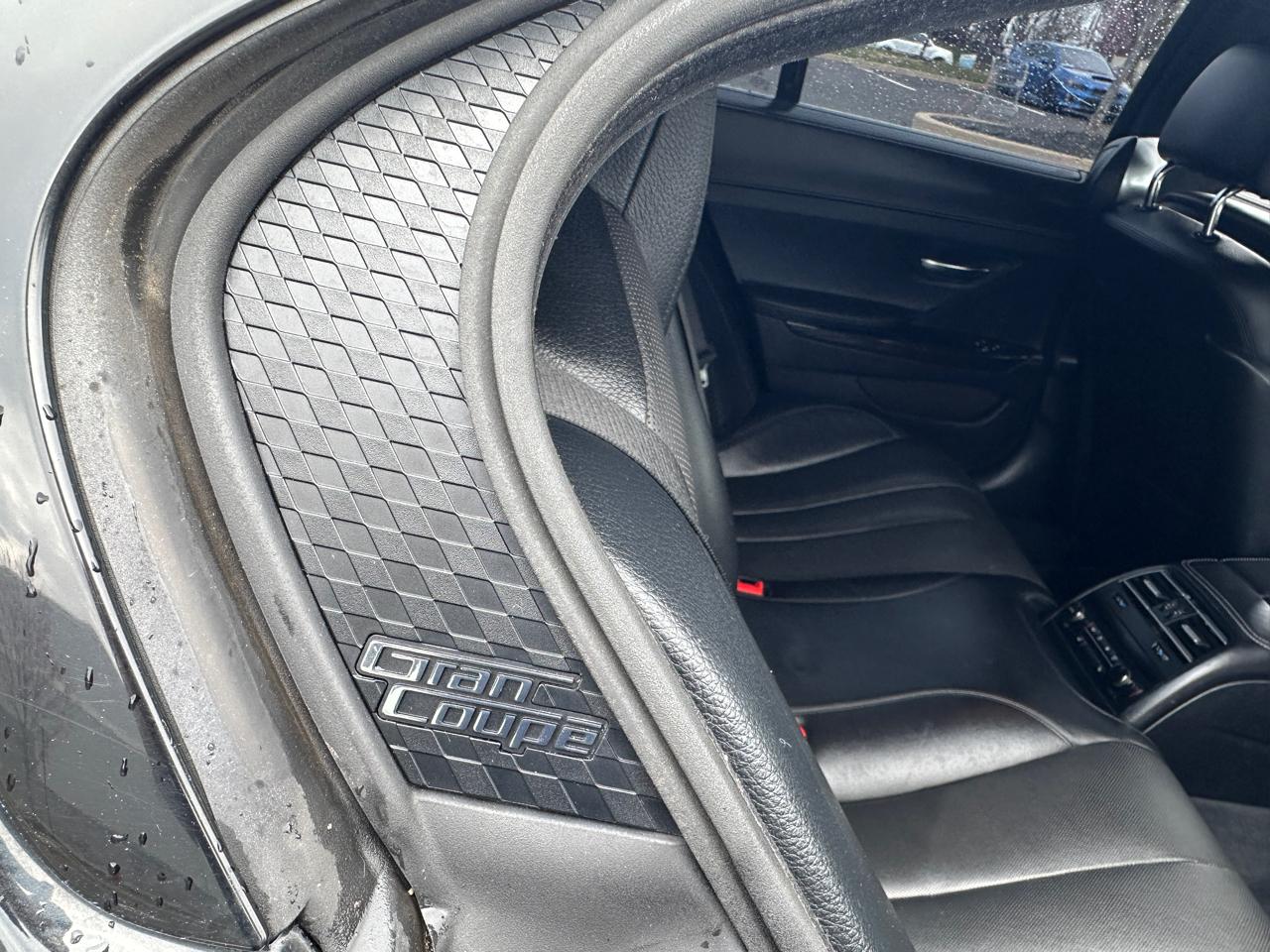 BMW 6 Series 4dr Sdn 640i xDrive AWD Gran Coupe 2015