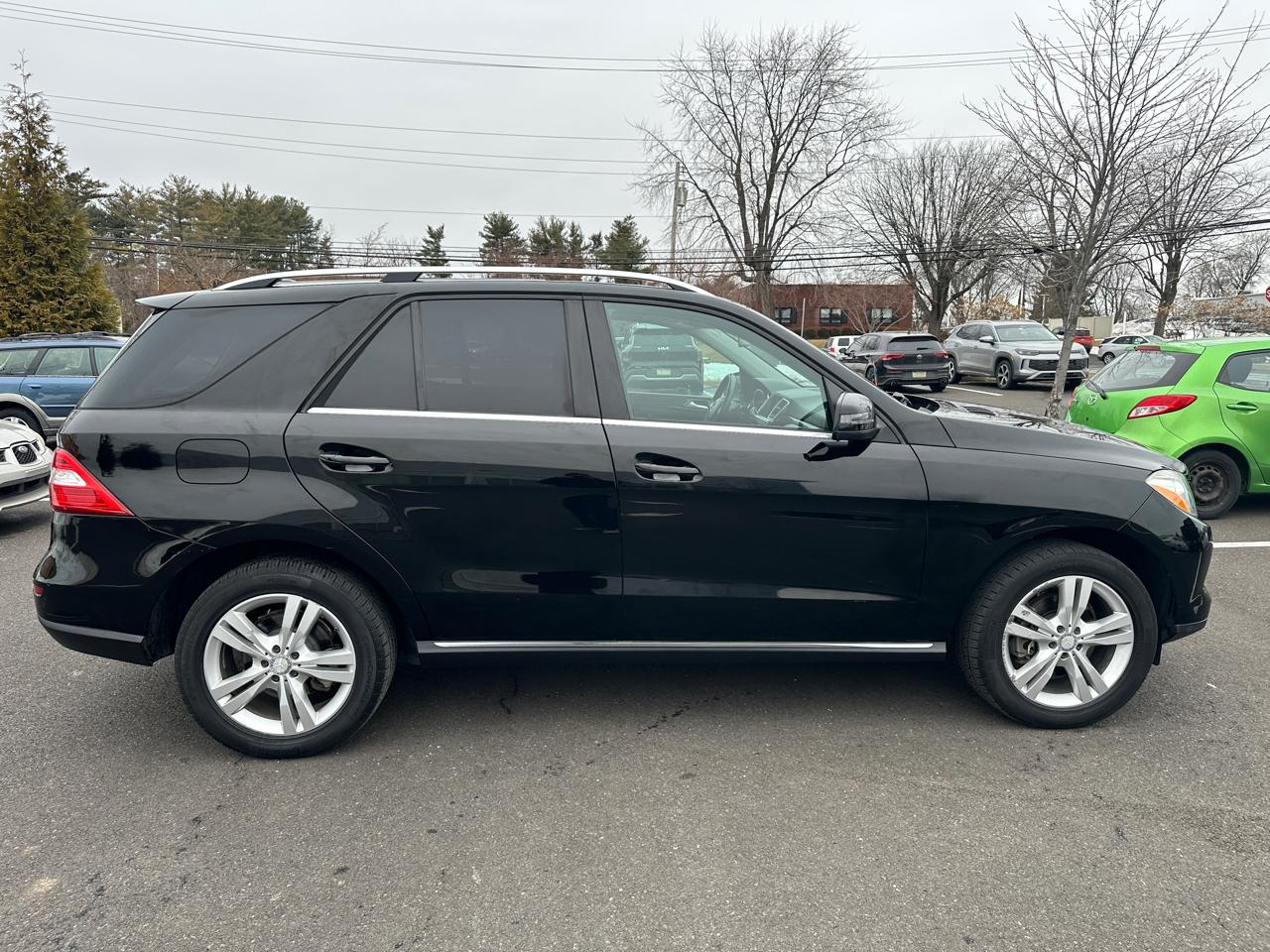 Mercedes-Benz M-Class 4MATIC 4dr ML 350 2015