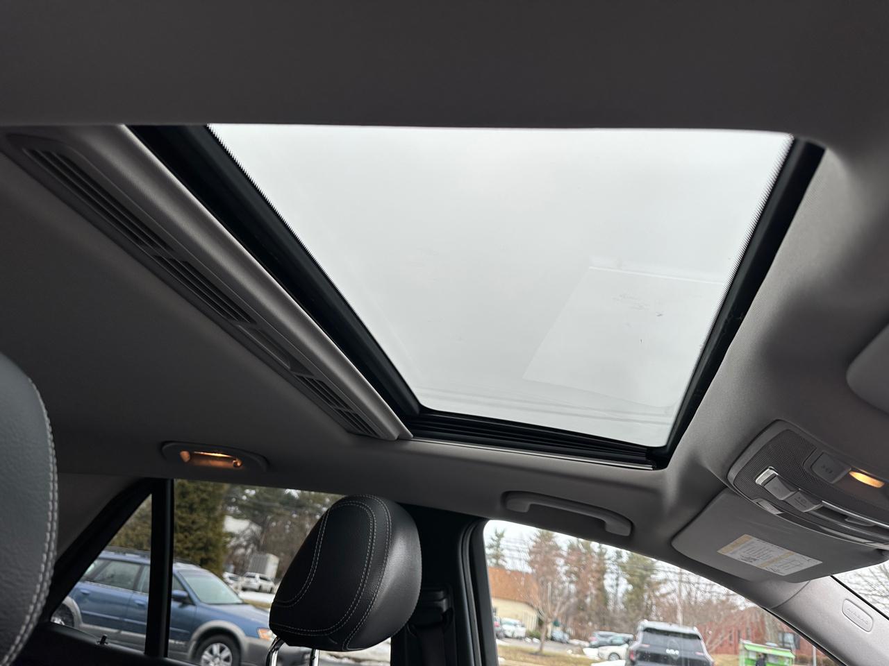 Mercedes-Benz M-Class 4MATIC 4dr ML 350 2015