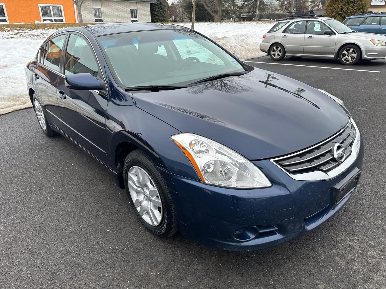Nissan Altima 4dr Sdn I4 CVT 2.5 S 2010