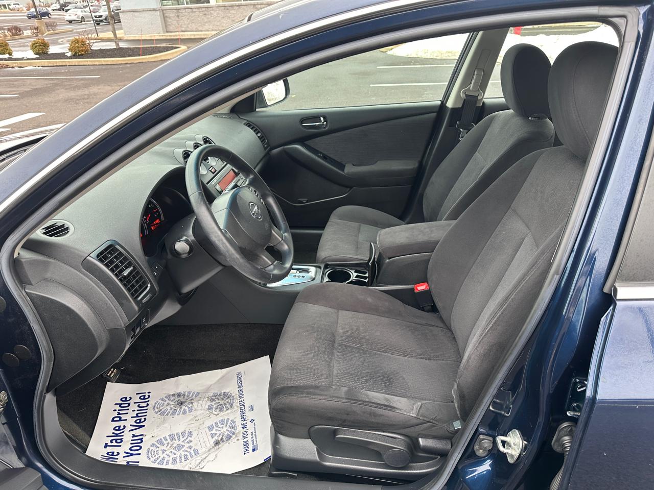 Nissan Altima 4dr Sdn I4 CVT 2.5 S 2010