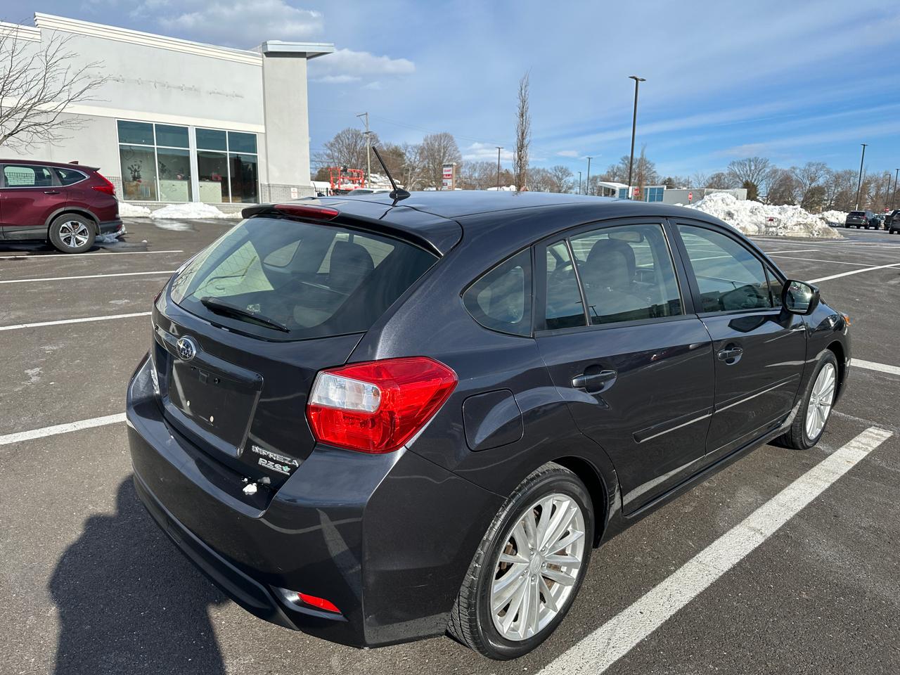 Subaru Impreza Wagon 5dr Auto 2.0i Premium 2012