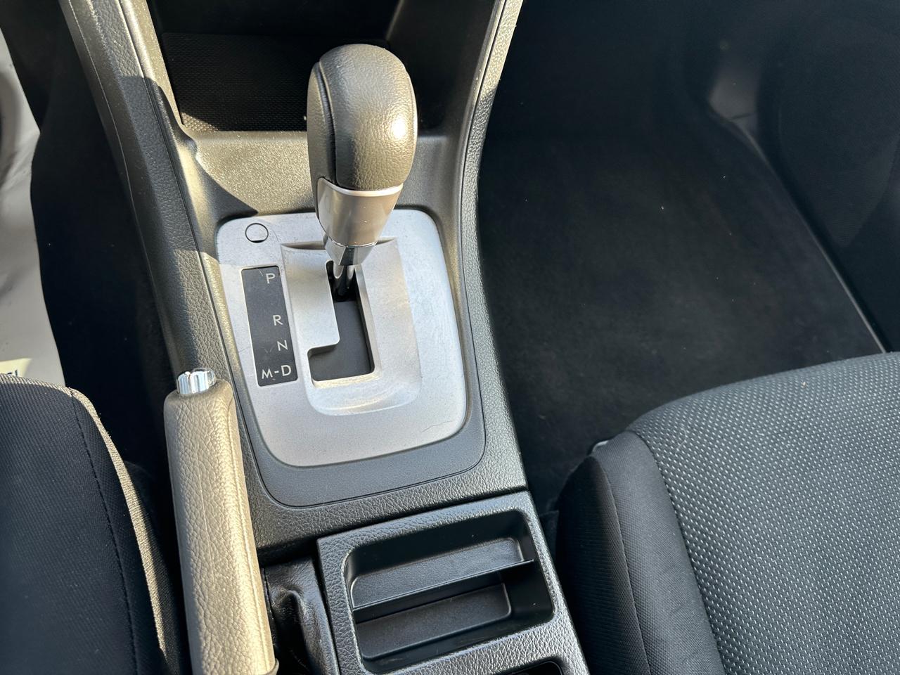 Subaru Impreza Wagon 5dr Auto 2.0i Premium 2012