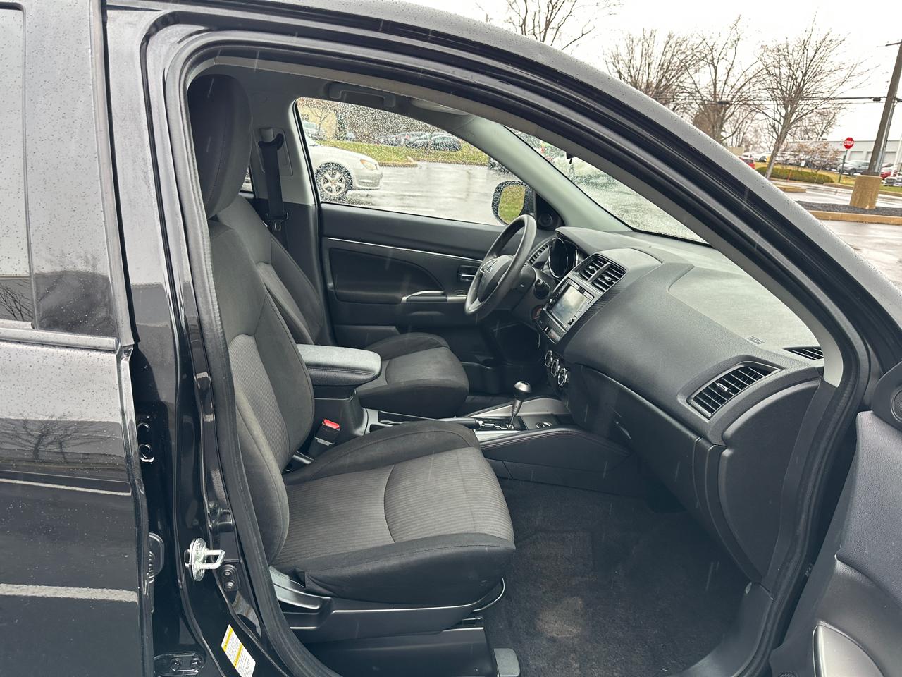 Mitsubishi Outlander Sport ES 2.0 AWC CVT 2019