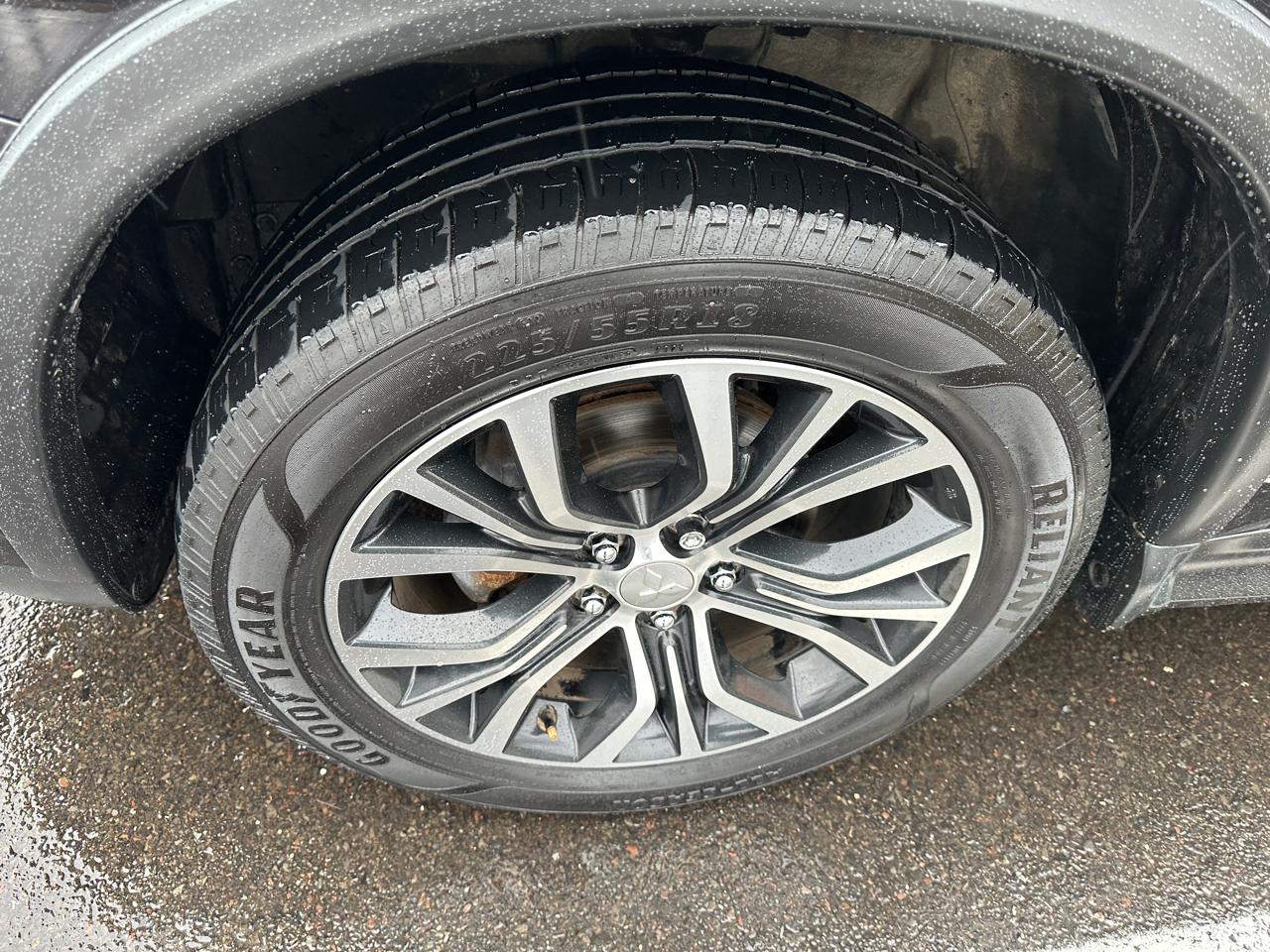 Mitsubishi Outlander Sport ES 2.0 AWC CVT 2019