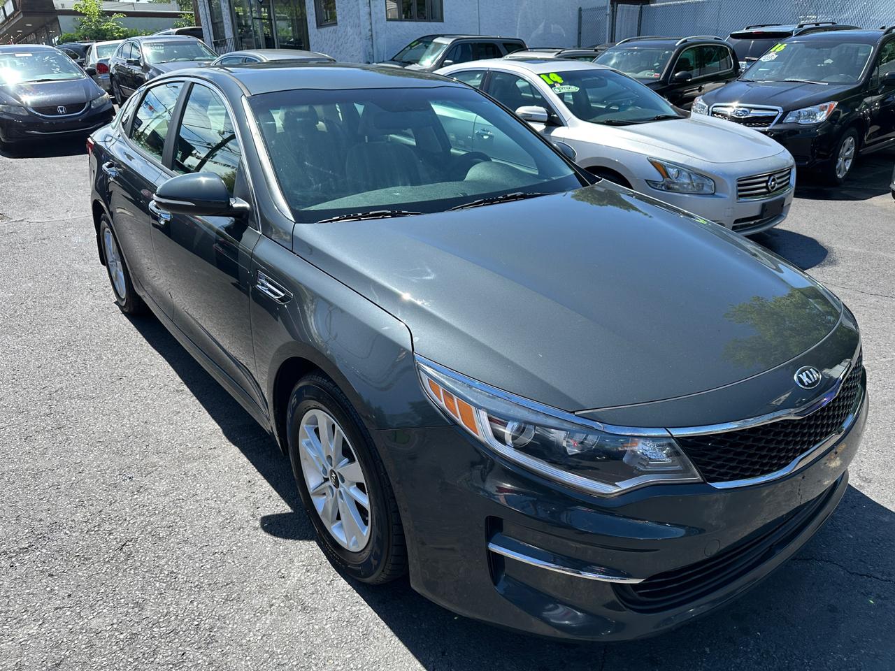 Kia Optima 4dr Sdn LX 2016