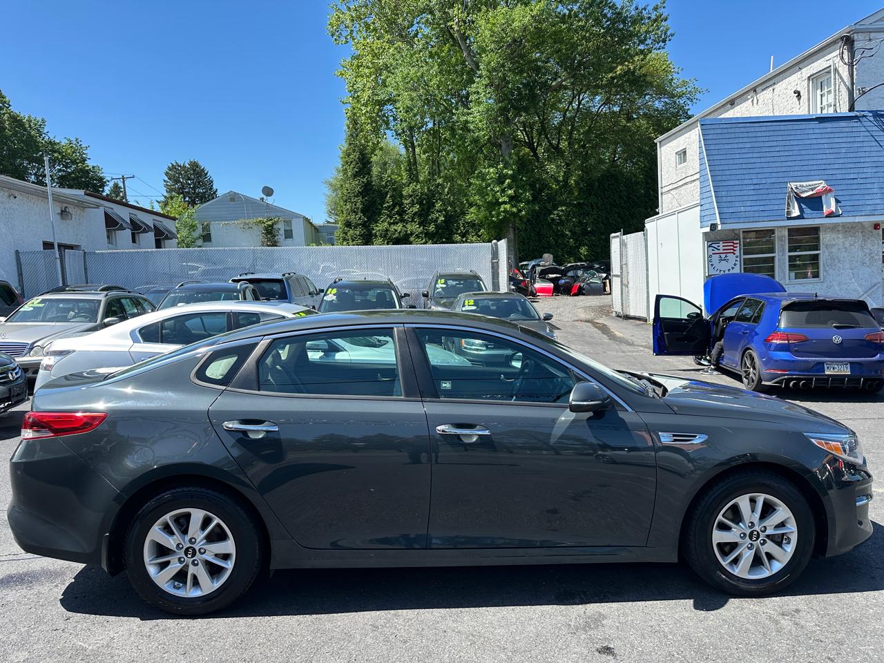 Kia Optima 4dr Sdn LX 2016