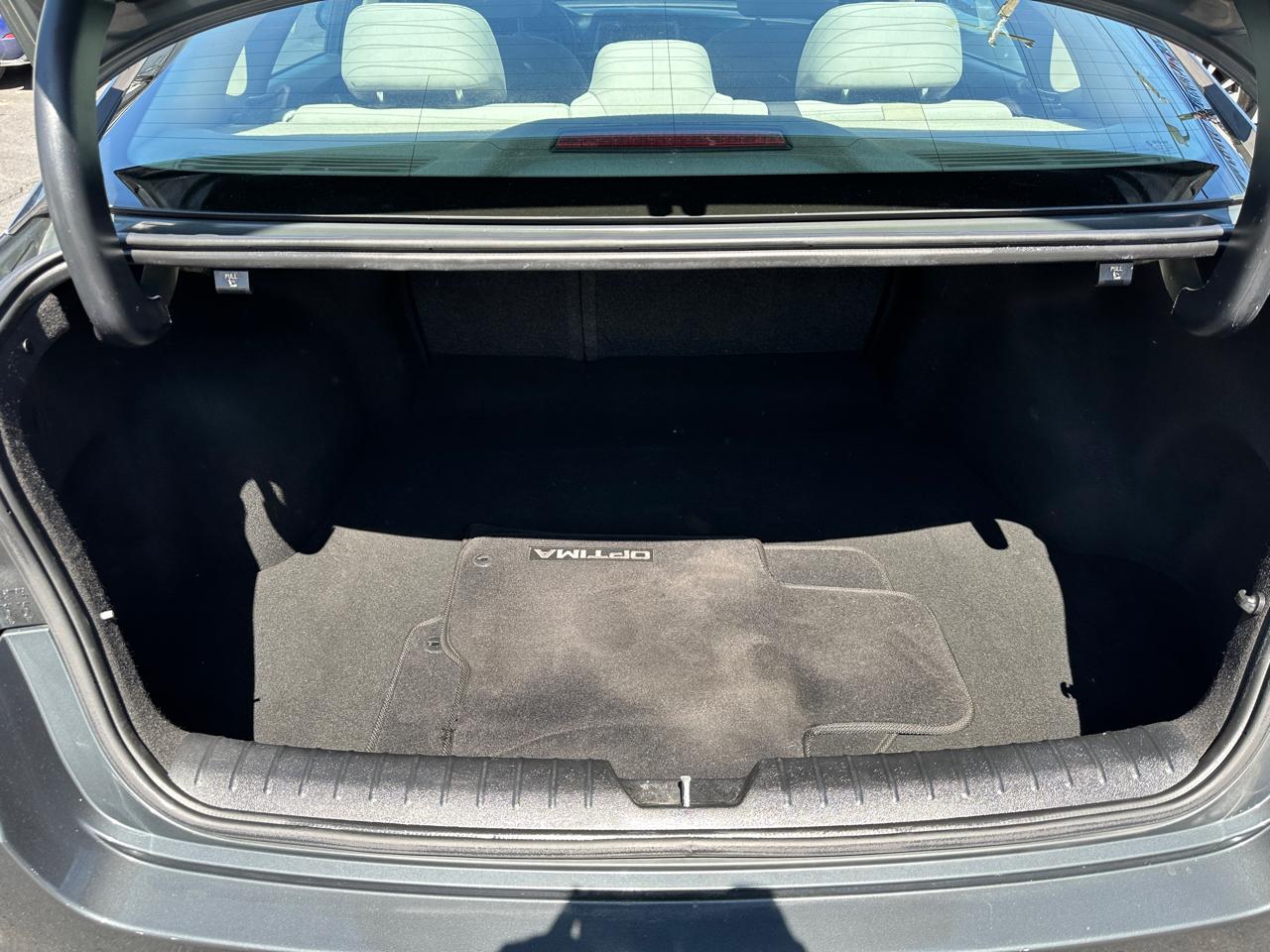 Kia Optima 4dr Sdn LX 2016