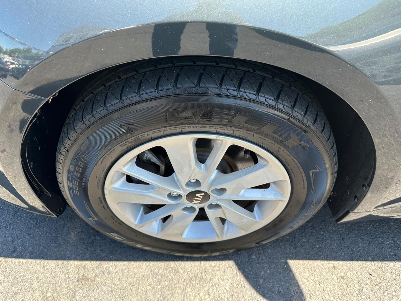 Kia Optima 4dr Sdn LX 2016