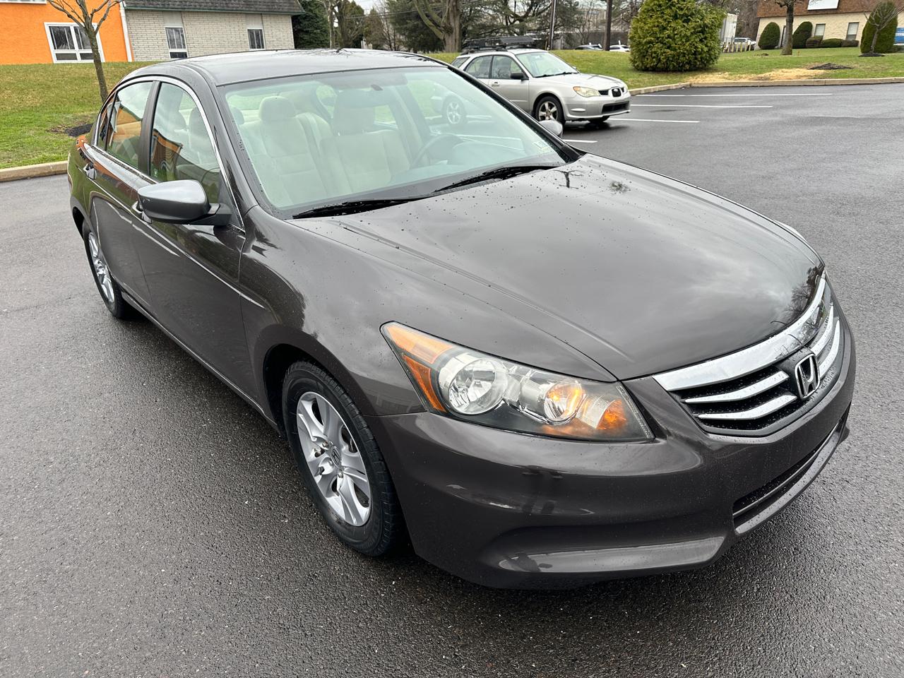 Honda Accord Sdn 4dr I4 Auto LX-P 2011