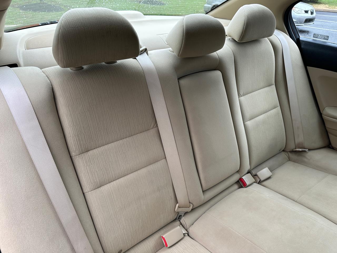 Honda Accord Sdn 4dr I4 Auto LX-P 2011