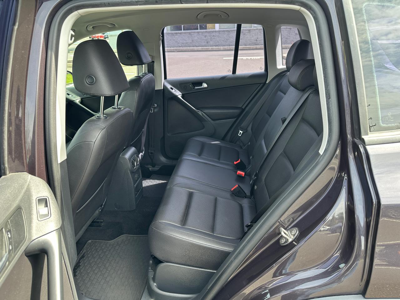 Volkswagen Tiguan 2.0T S 4Motion 2016