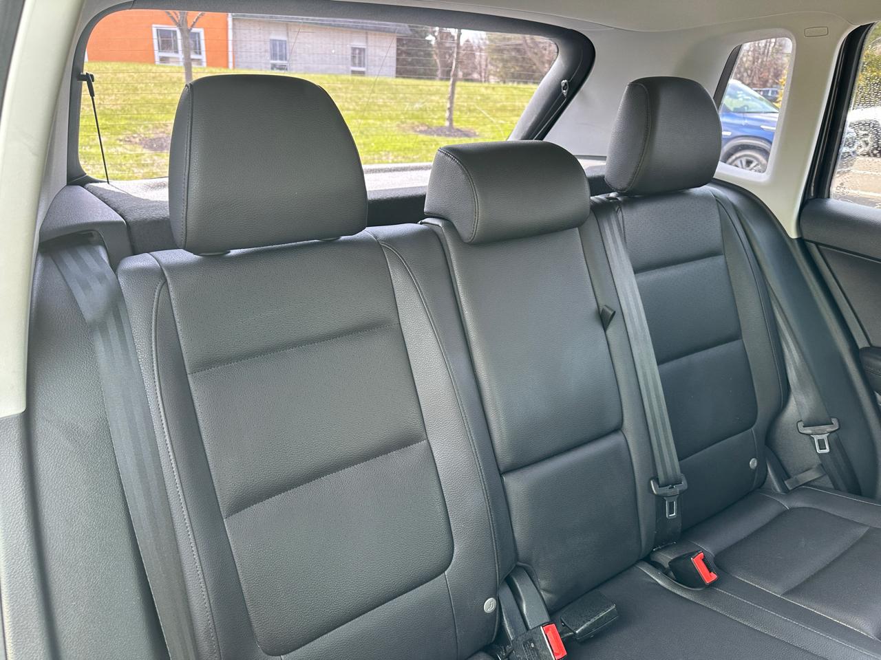 Volkswagen Tiguan 2.0T S 4Motion 2016