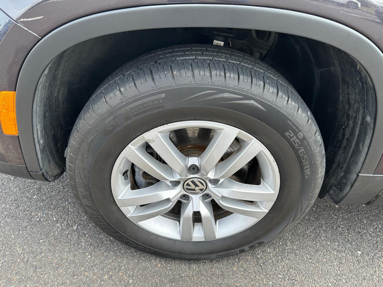 Volkswagen Tiguan 2.0T S 4Motion 2016