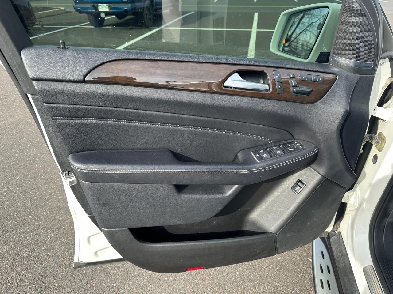 Mercedes-Benz M-Class 4MATIC 4dr ML 350 2015