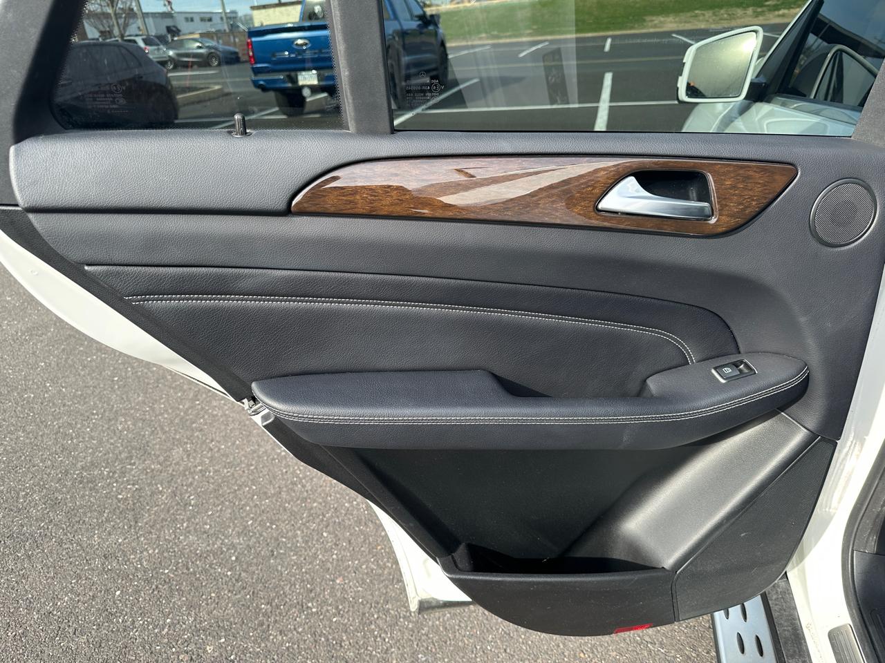 Mercedes-Benz M-Class 4MATIC 4dr ML 350 2015