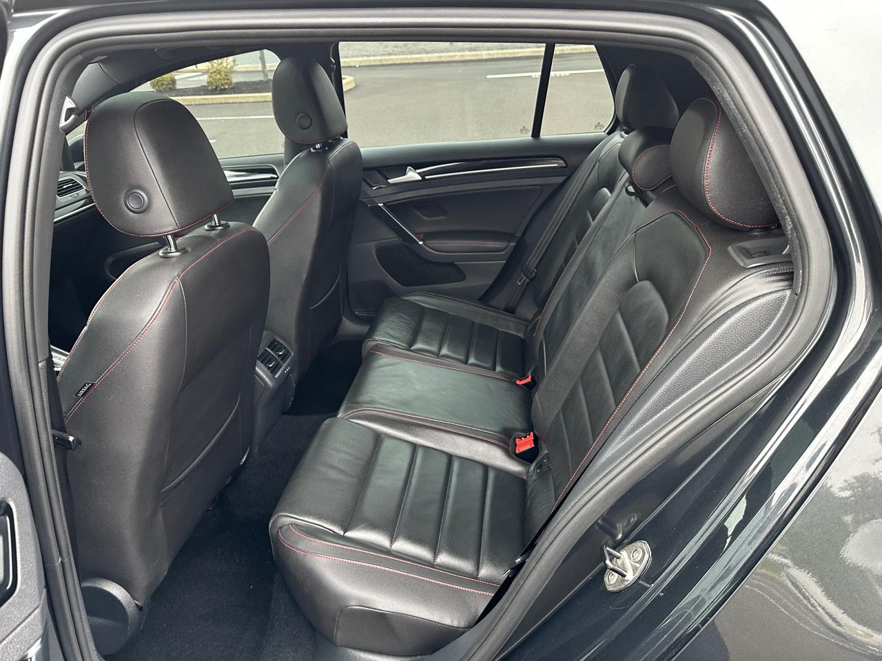 Volkswagen Golf GTI 4dr HB DSG Autobahn 2015