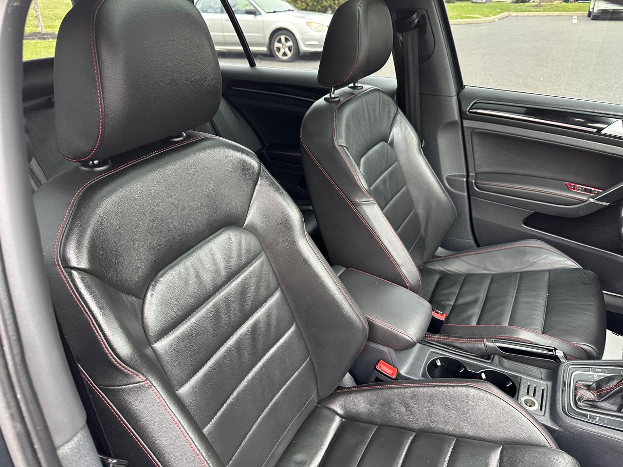 Volkswagen Golf GTI 4dr HB DSG Autobahn 2015