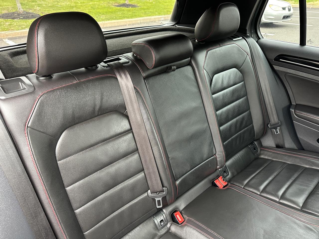 Volkswagen Golf GTI 4dr HB DSG Autobahn 2015