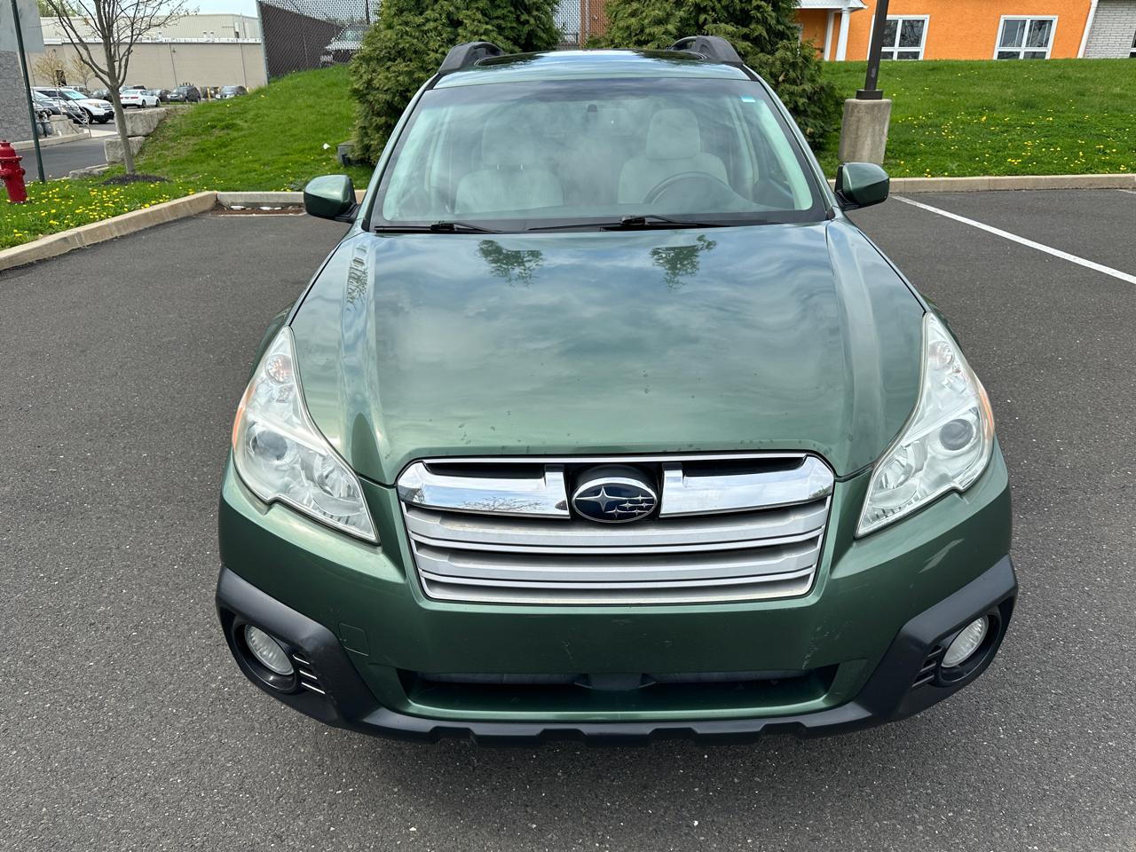 Subaru Outback 4dr Wgn H4 Auto 2.5i Premium 2013