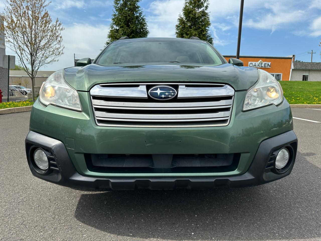 Subaru Outback 4dr Wgn H4 Auto 2.5i Premium 2013