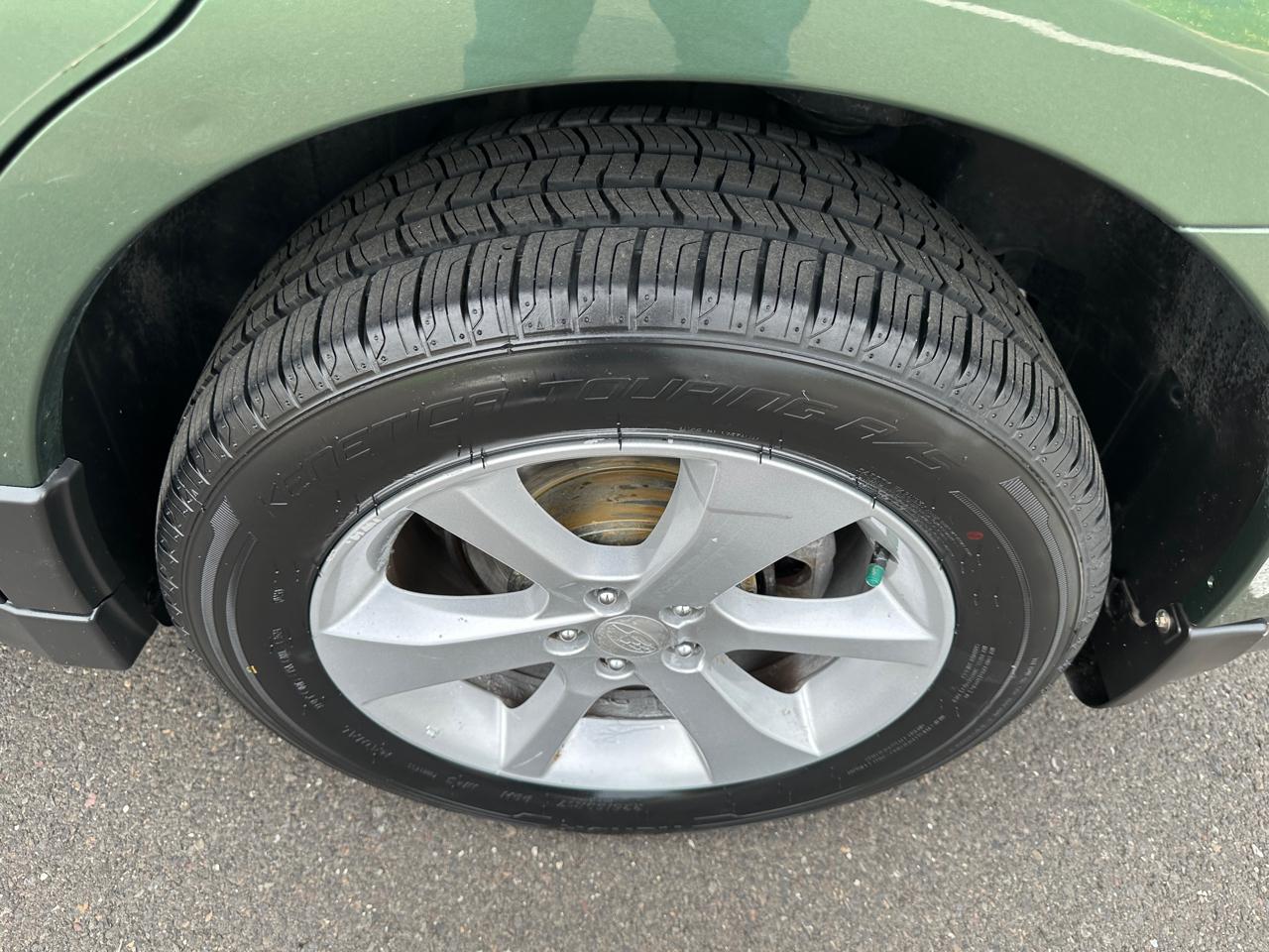 Subaru Outback 4dr Wgn H4 Auto 2.5i Premium 2013