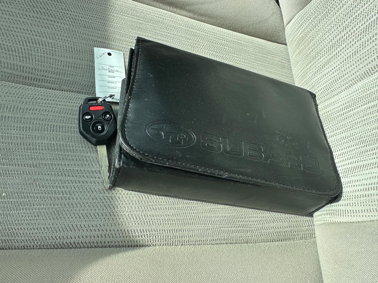 Subaru Outback 4dr Wgn H4 Auto 2.5i Premium 2013