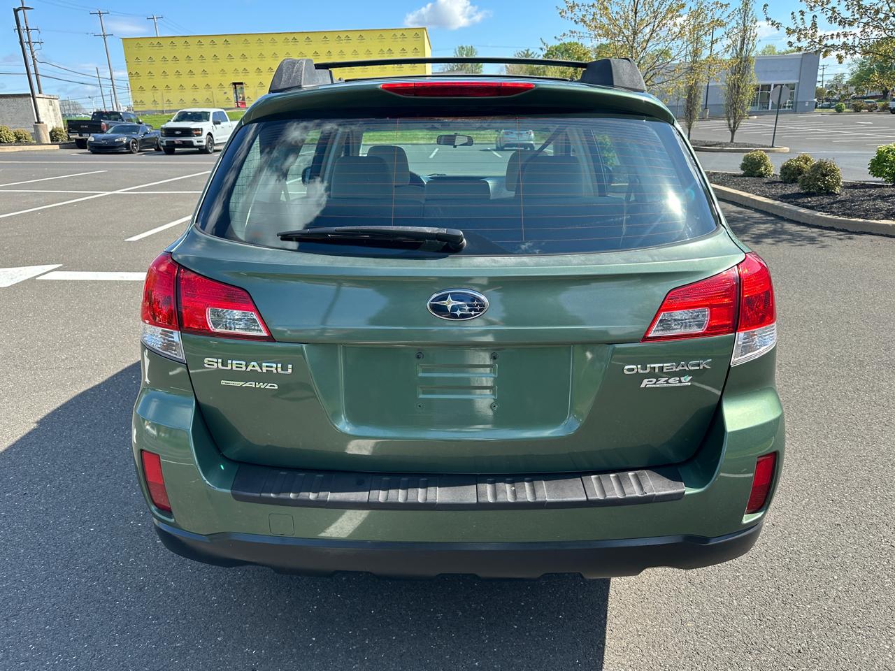 Subaru Outback 4dr Wgn H4 Auto 2.5i 2012