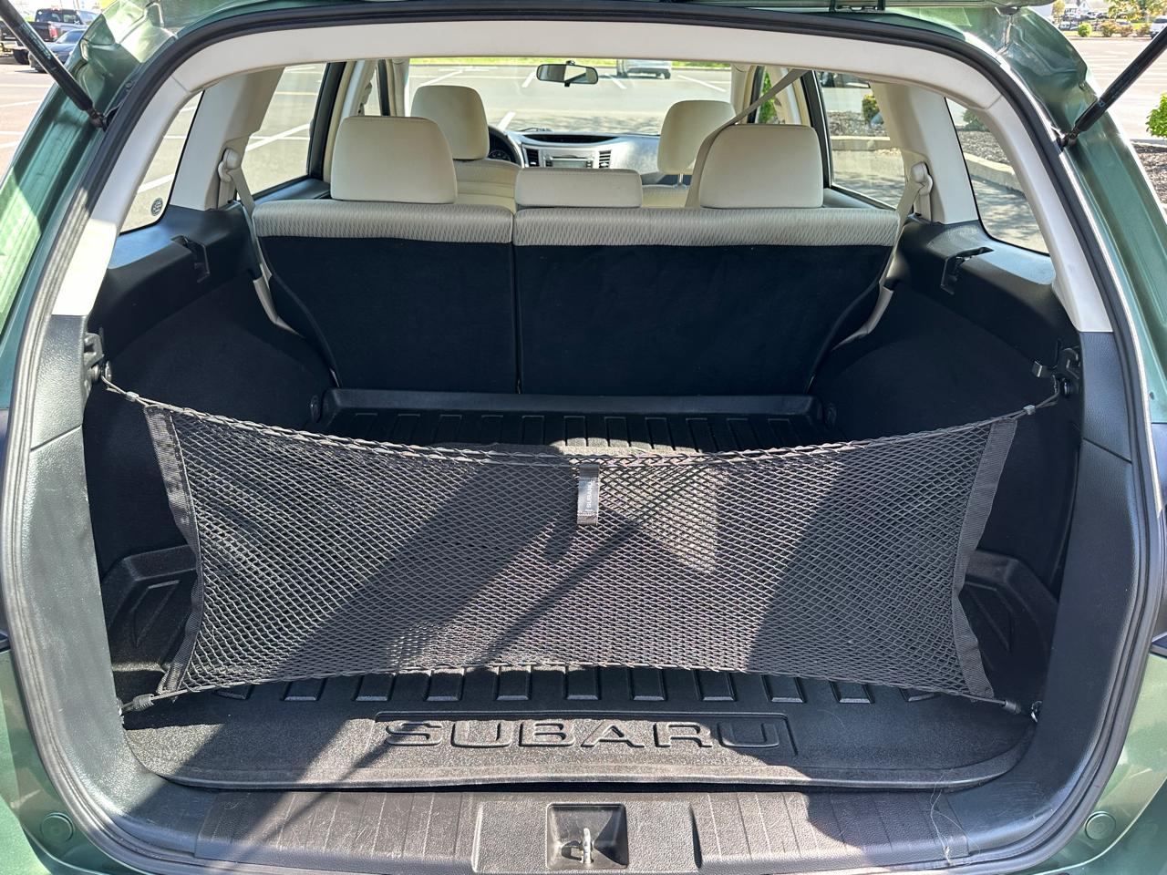 Subaru Outback 4dr Wgn H4 Auto 2.5i 2012