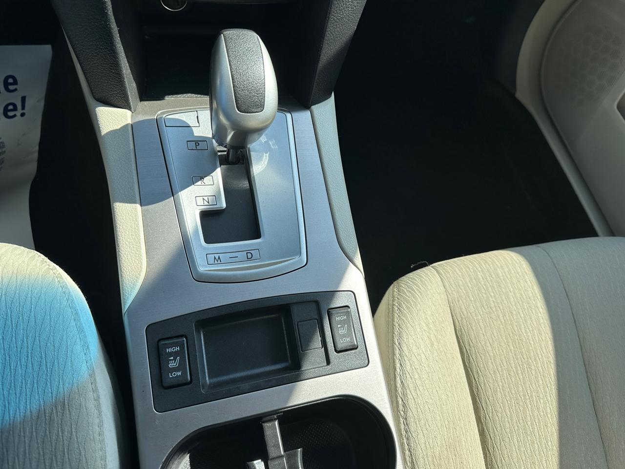 Subaru Outback 4dr Wgn H4 Auto 2.5i 2012